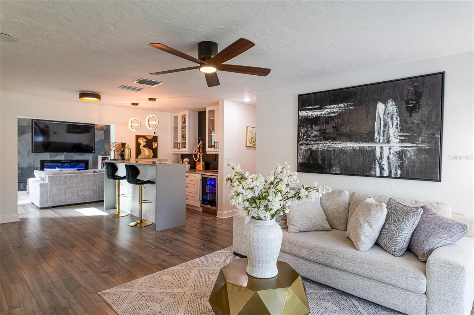 INTERBAY - Residential Lease