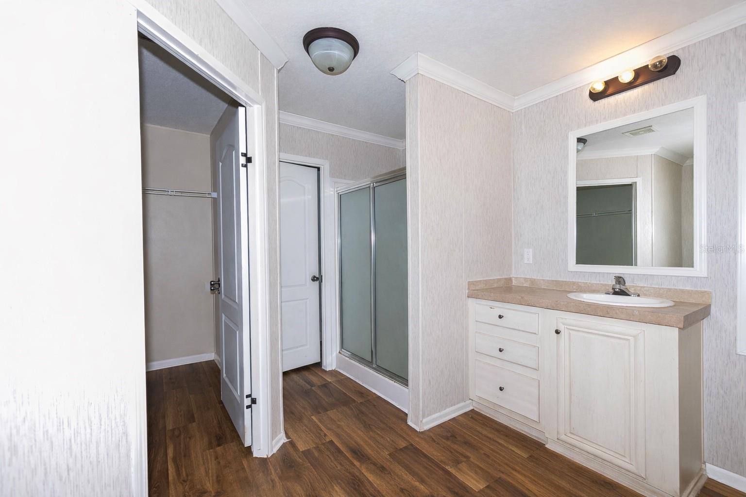 LAKE TROPICANA RANCHETTES - Residential