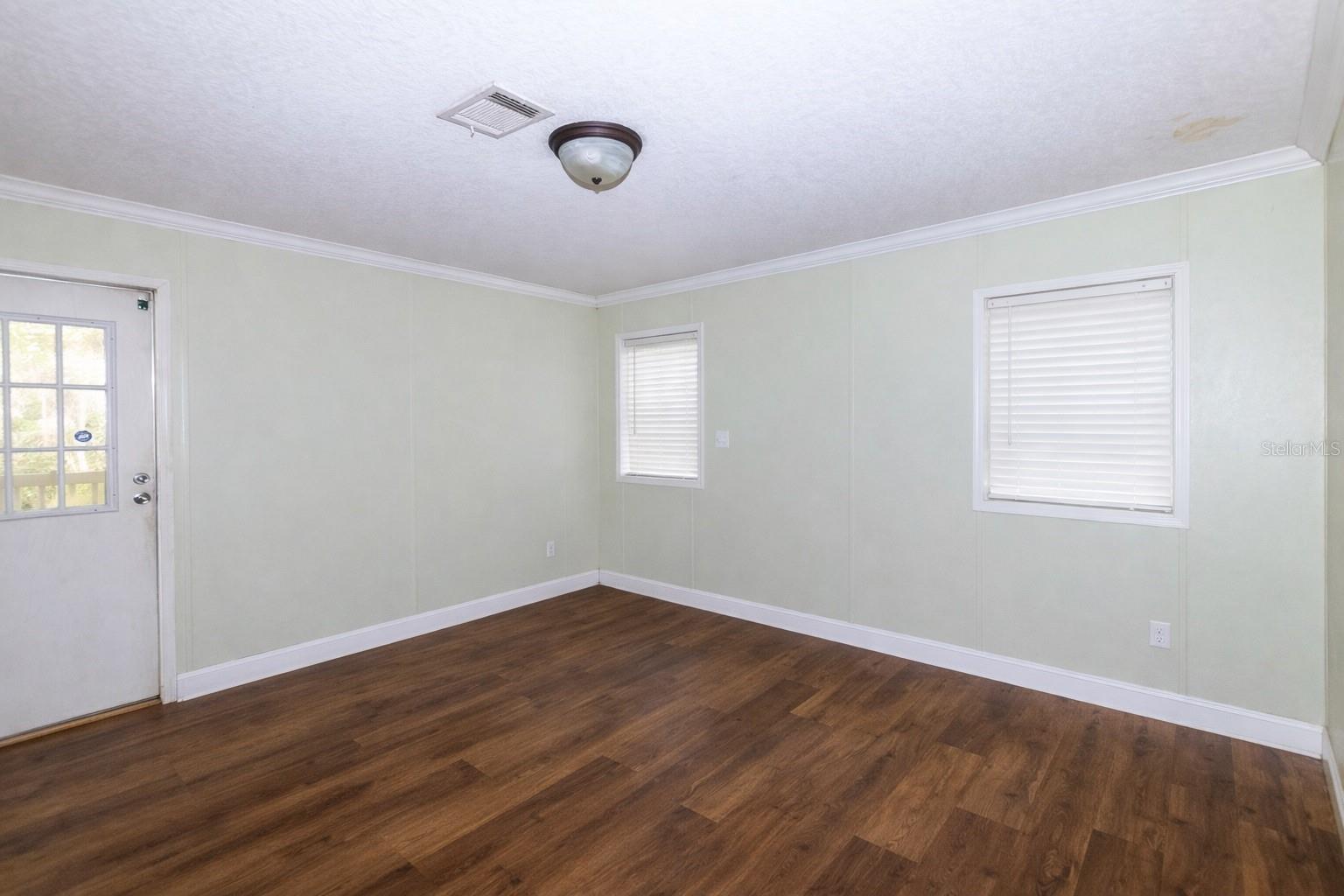 LAKE TROPICANA RANCHETTES - Residential