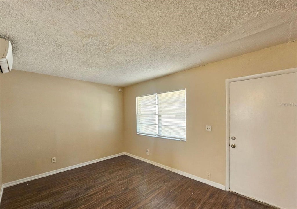 Photo of 201 NW Jefferson Circle N #2, St Petersburg, FL 33702 (MLS # TB8550975)