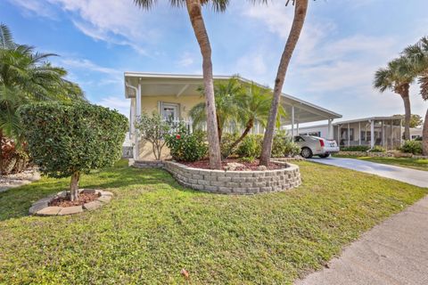 A home in PORT CHARLOTTE