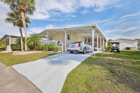 A home in PORT CHARLOTTE