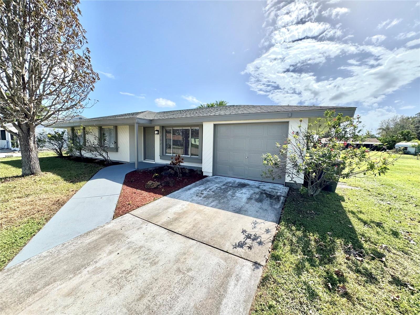PORT CHARLOTTE SUB 52 - Residential