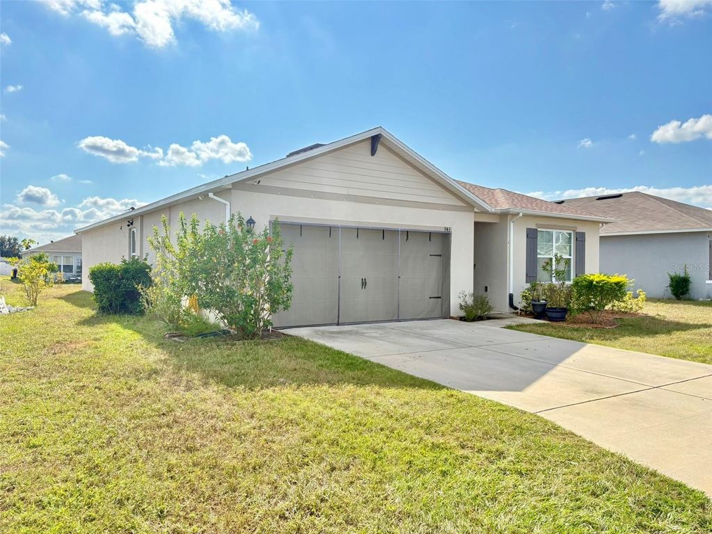Photo of 943 Summer Glen Drive, Winter Haven, FL 33880 (MLS # TB8452032)