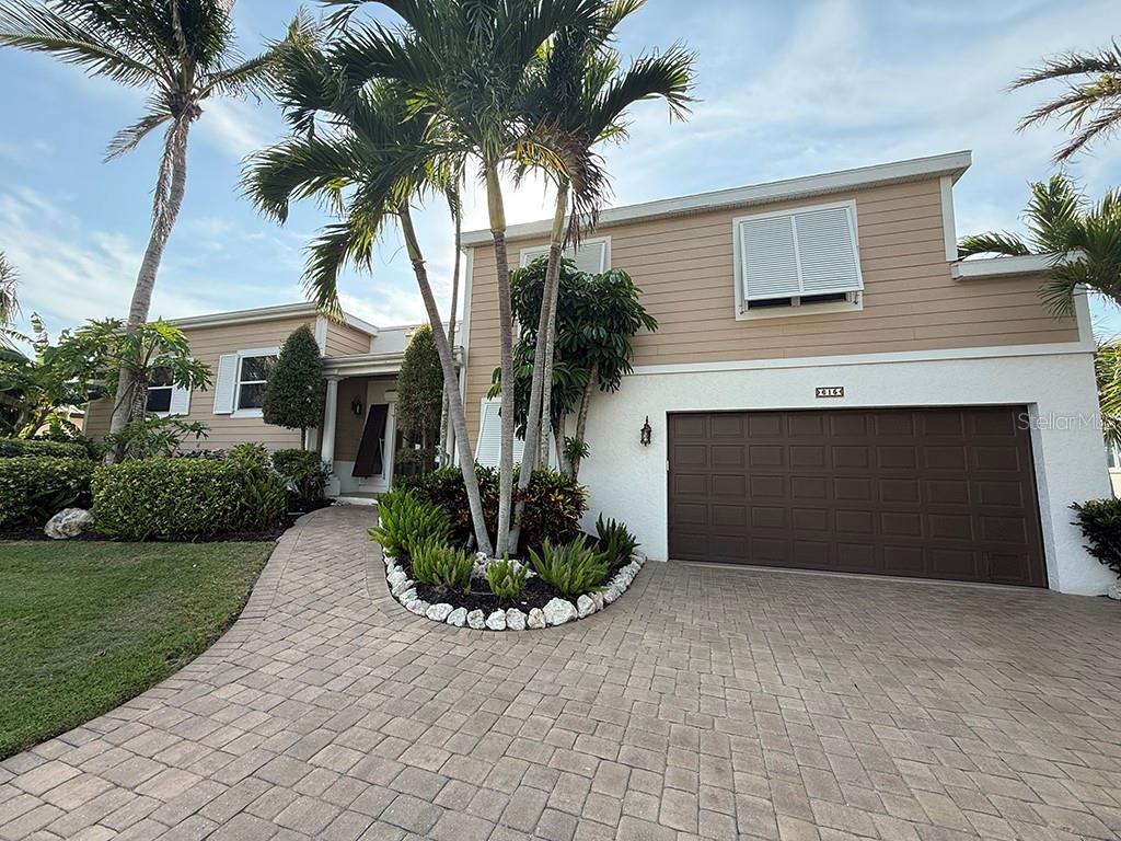 Amazing home on Key Royale. Entered for Sold Data