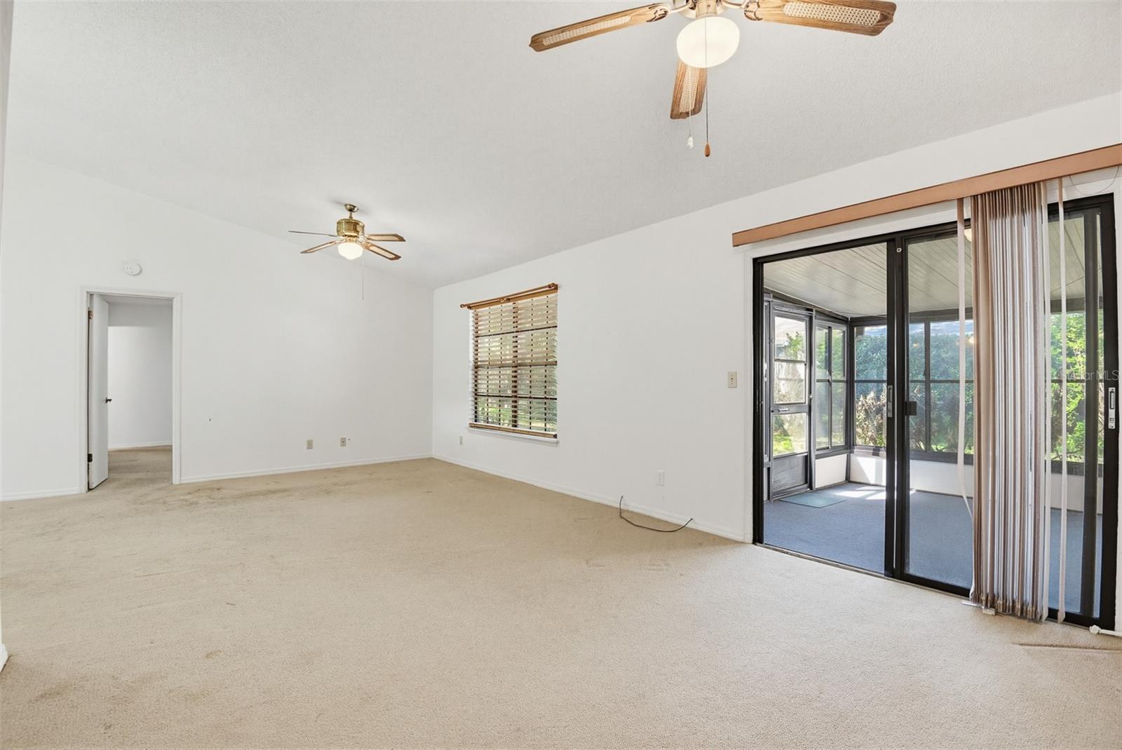 GATEWOOD UNIT 02 - Residential