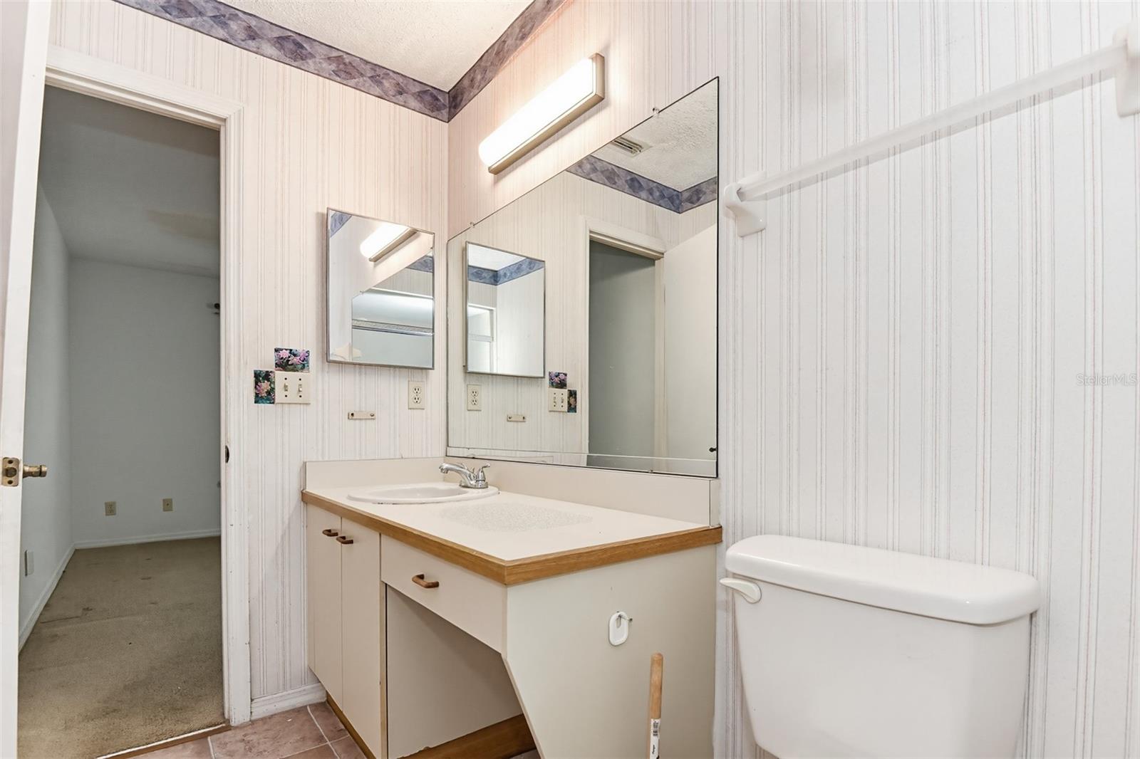 GATEWOOD UNIT 02 - Residential