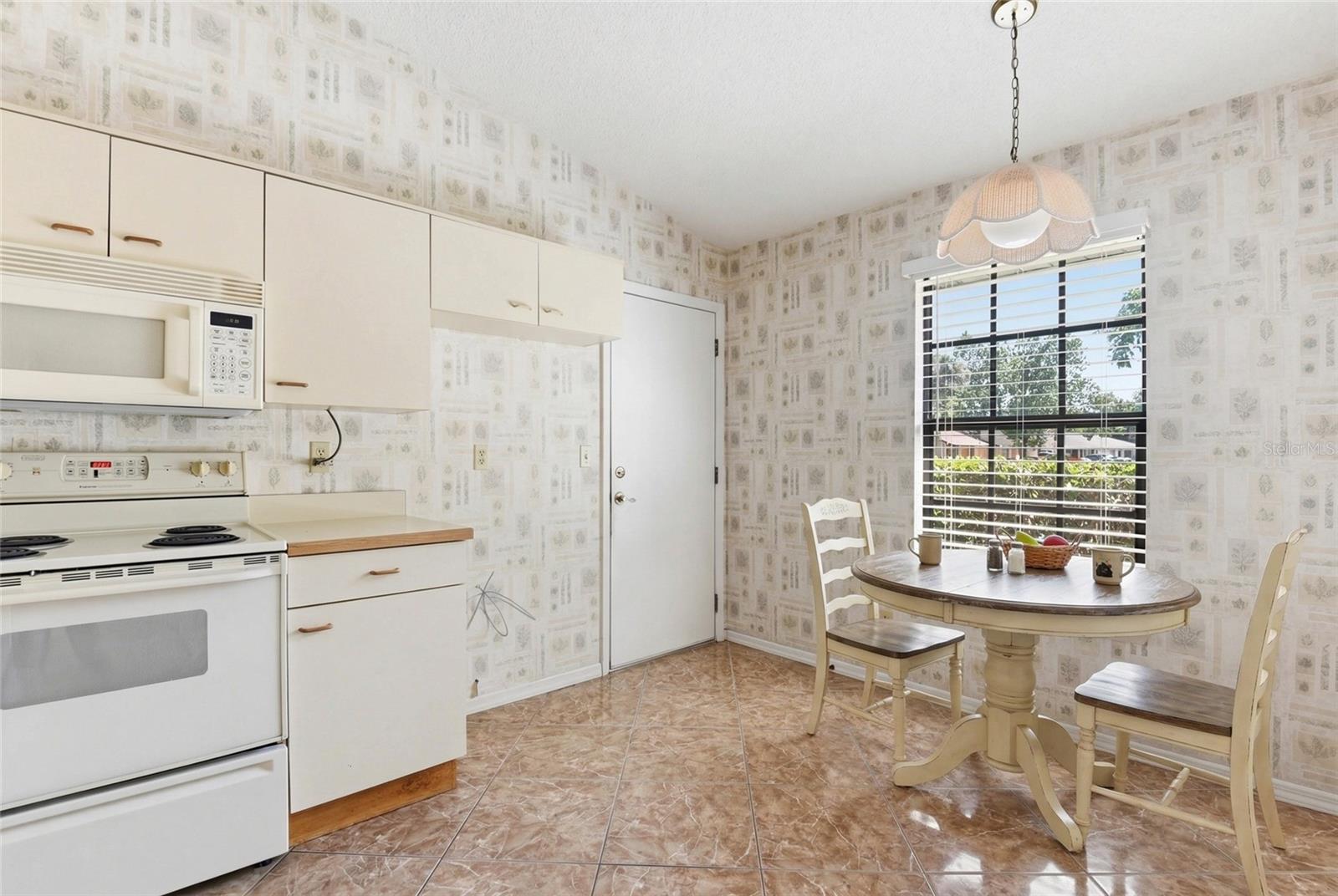 GATEWOOD UNIT 02 - Residential