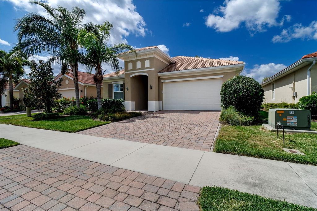 Photo of 19337 Yellowtail Ct, Venice, FL 34292 (MLS # N6131779)