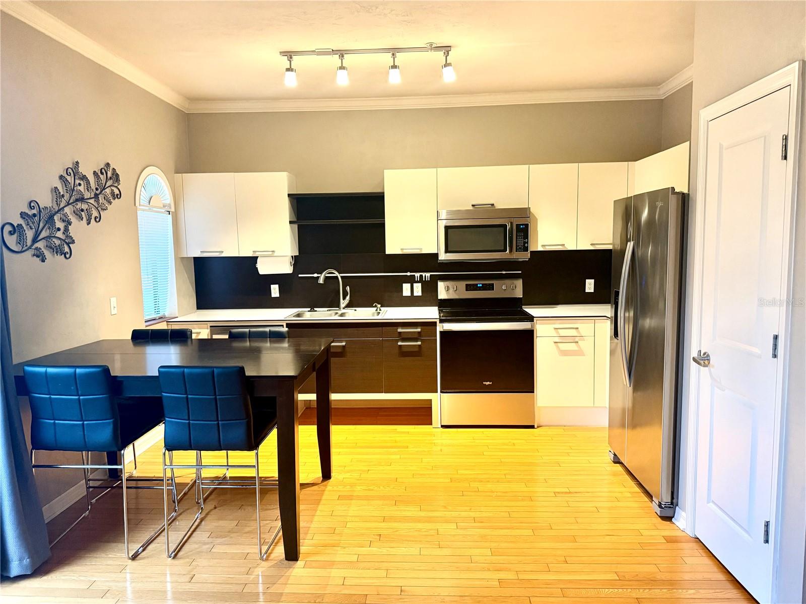 20 SW 6TH STREET 303