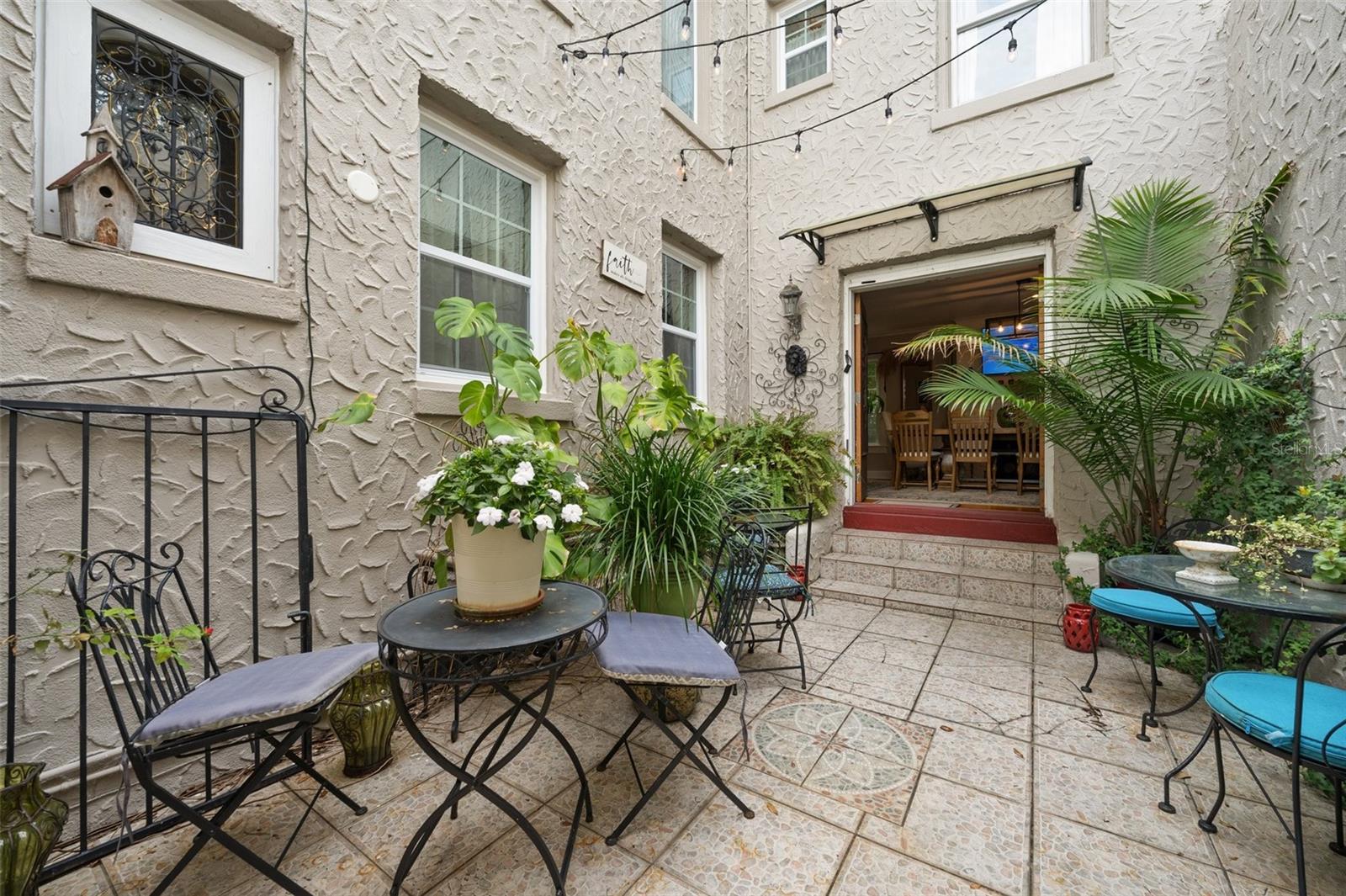 OAK RIDGE - Residential