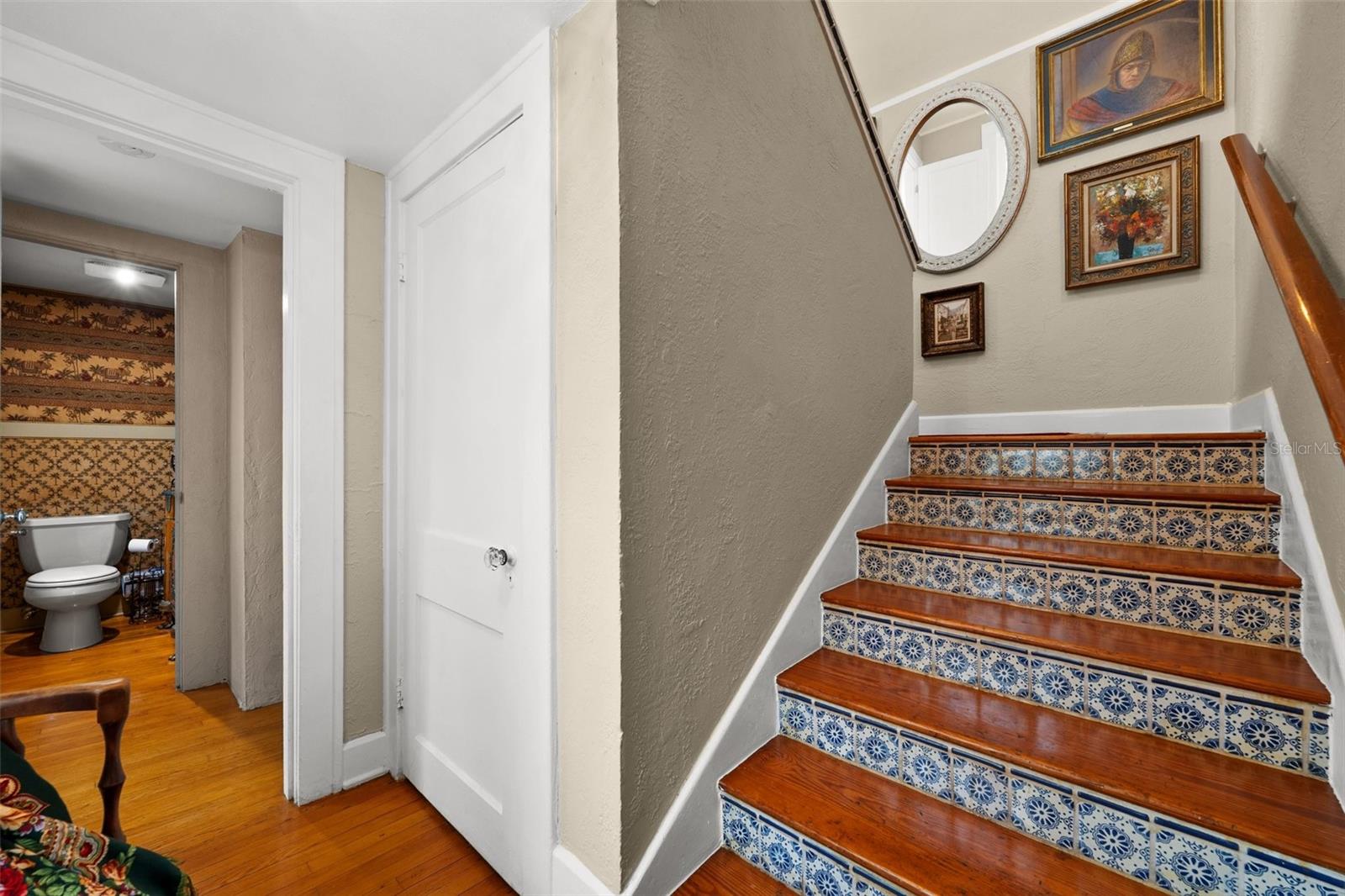 OAK RIDGE - Residential