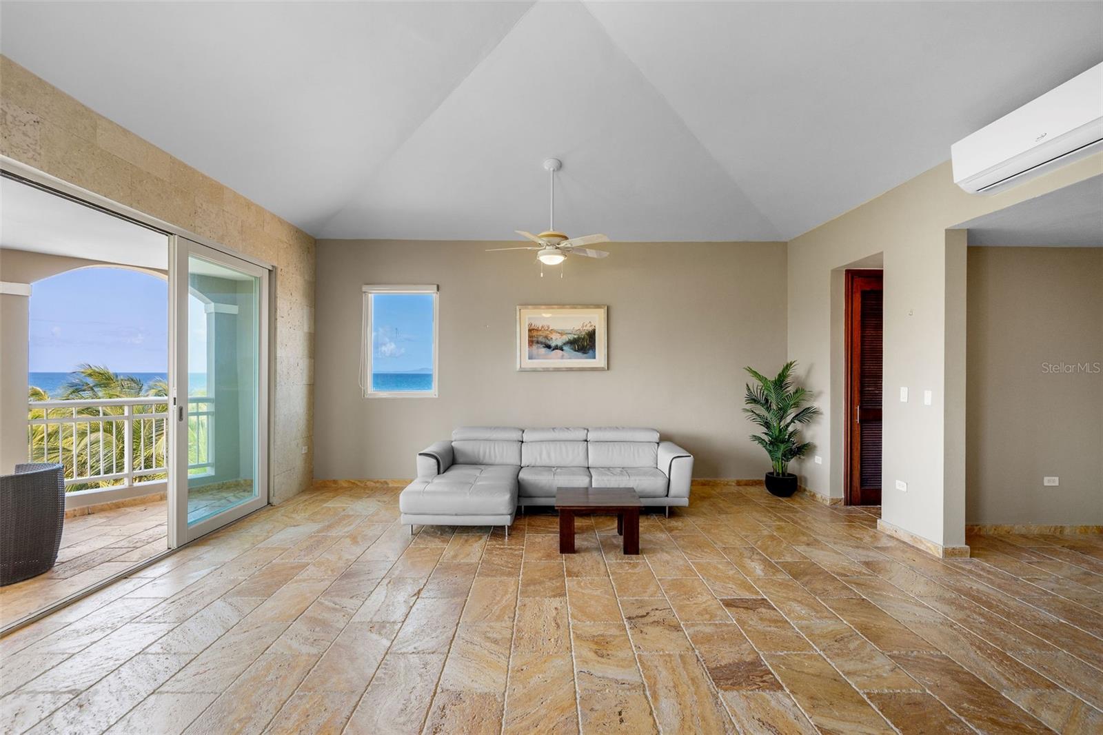 PALMAS DEL MAR - Residential