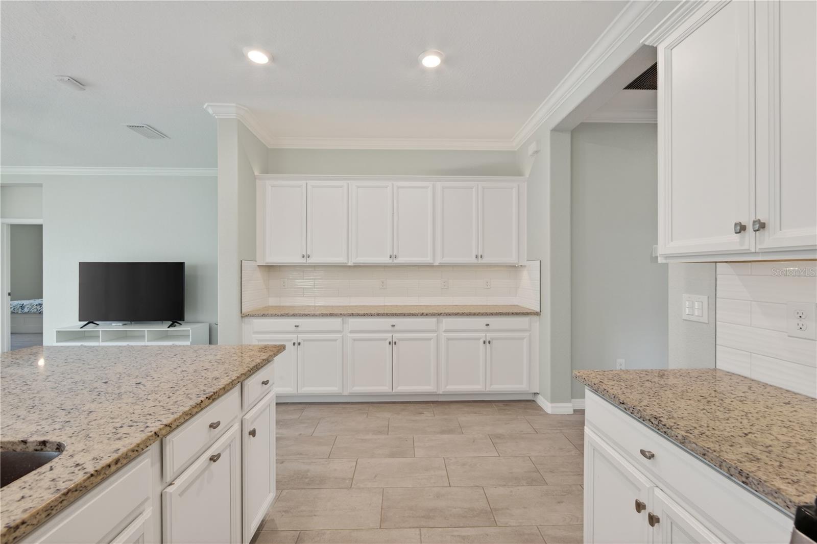 ROSEDALE ADD PH I - Residential Lease