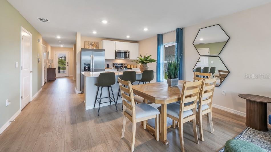 10424 CURVING CREEK LOOP