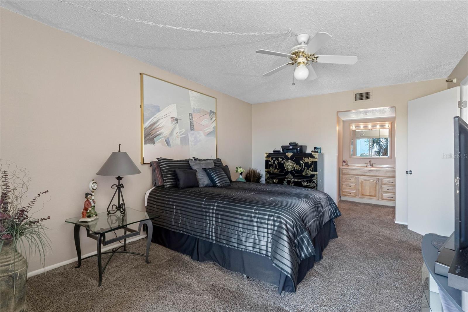 SOUTH BAY CONDO - Residential