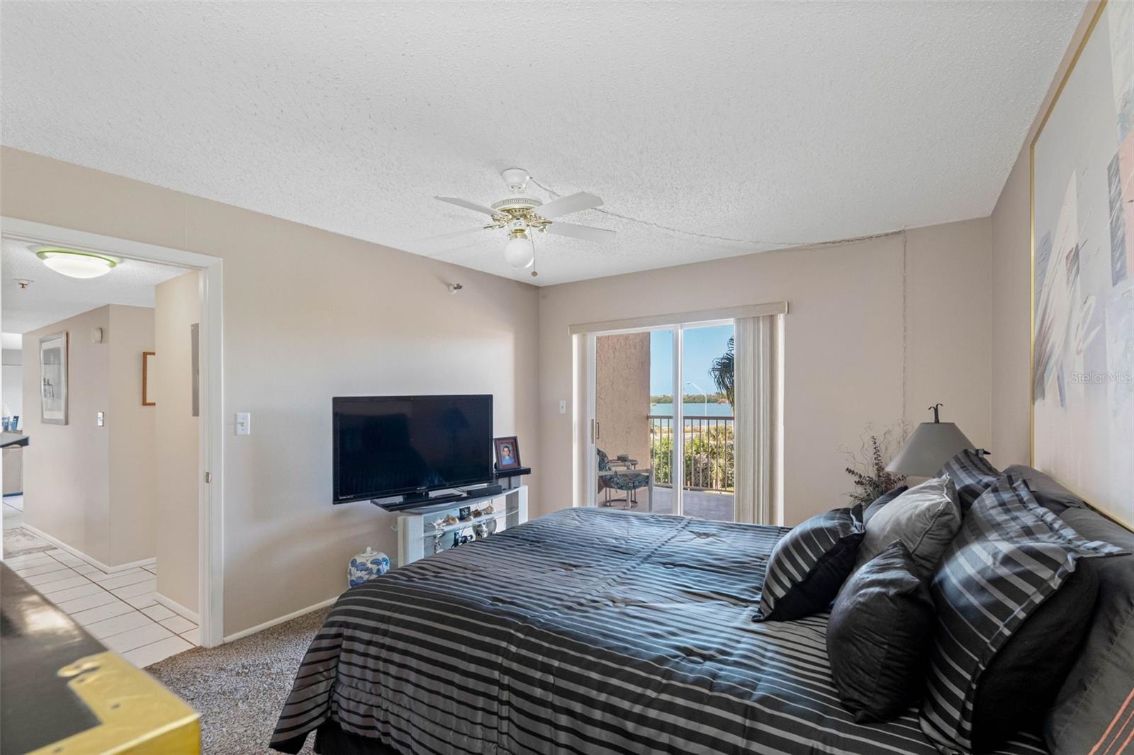 SOUTH BAY CONDO - Residential