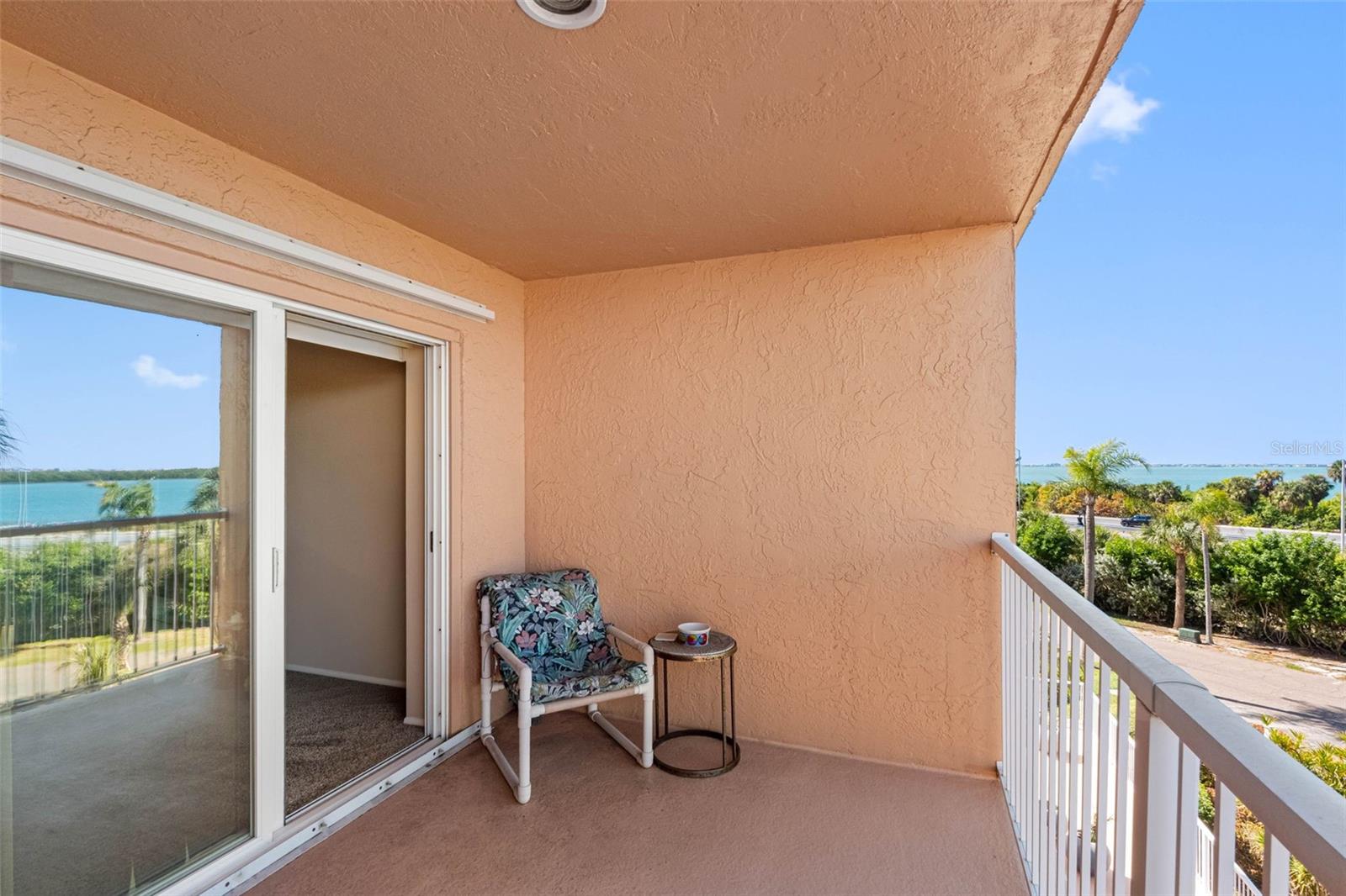 SOUTH BAY CONDO - Residential