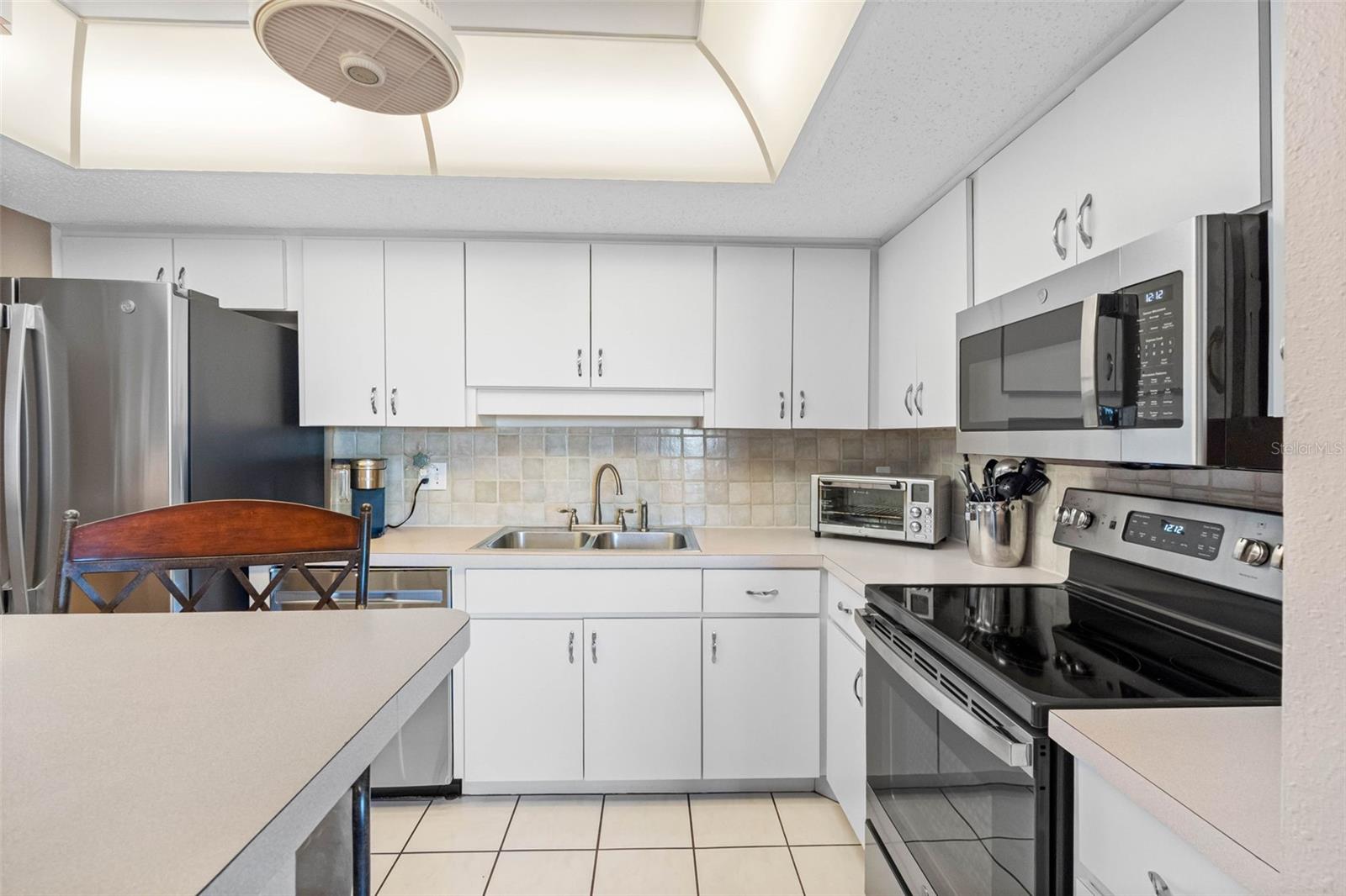 SOUTH BAY CONDO - Residential