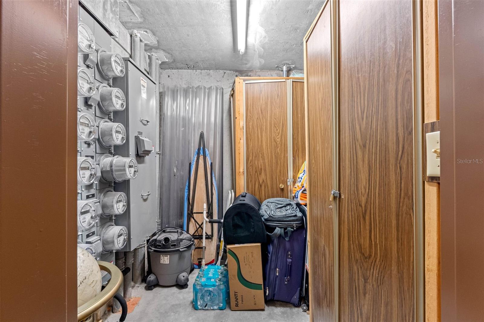 SOUTH BAY CONDO - Residential