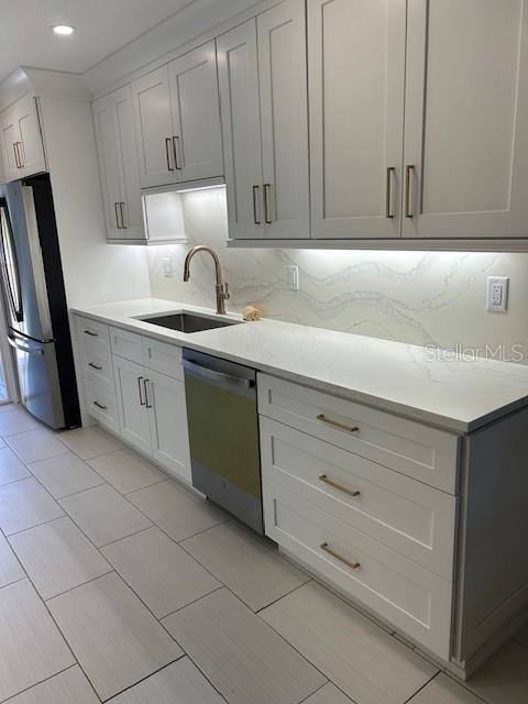 CASTT-AWAY OF NOKOMIS - Residential Lease