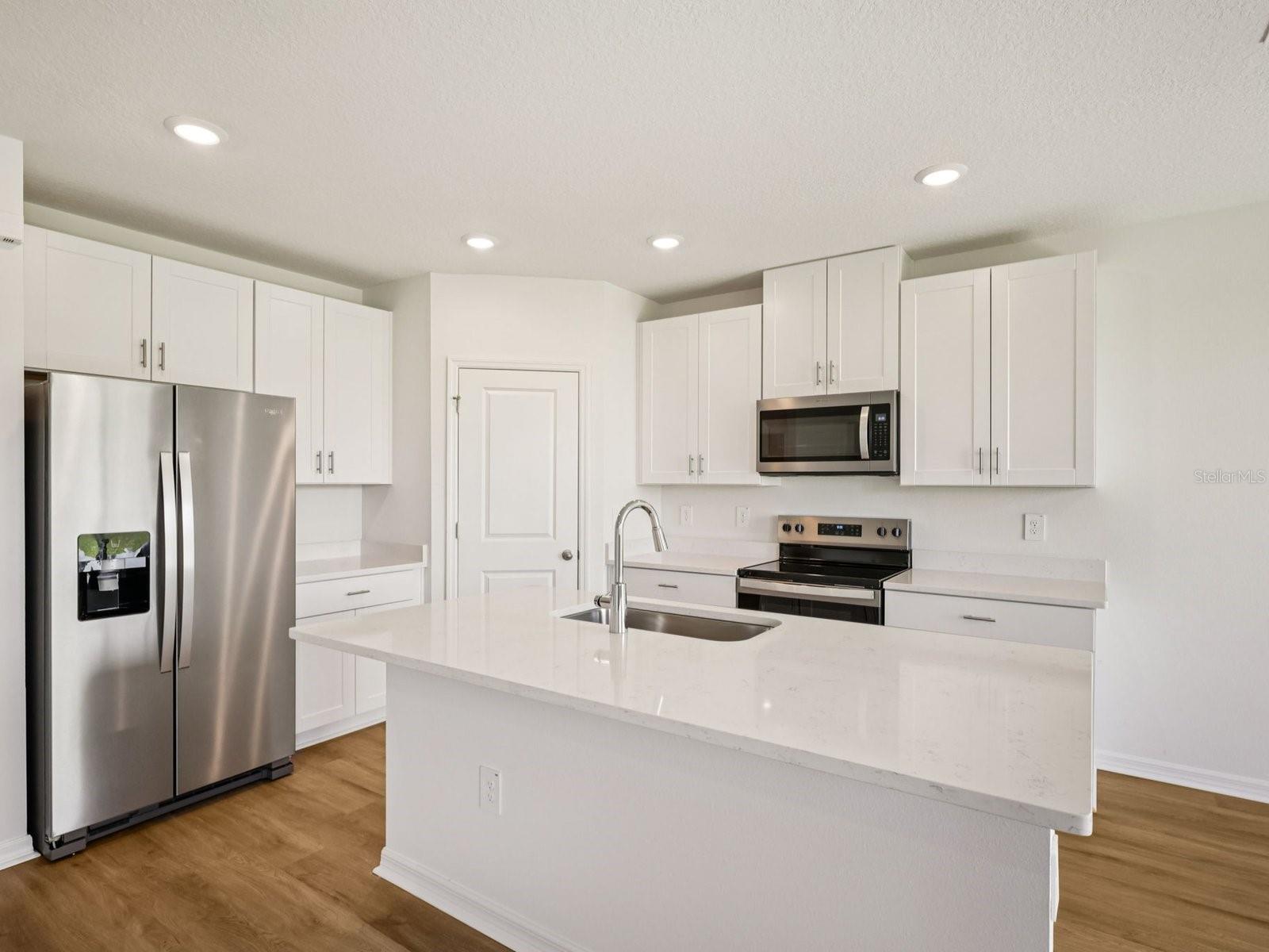 BENTON HILLS - Residential