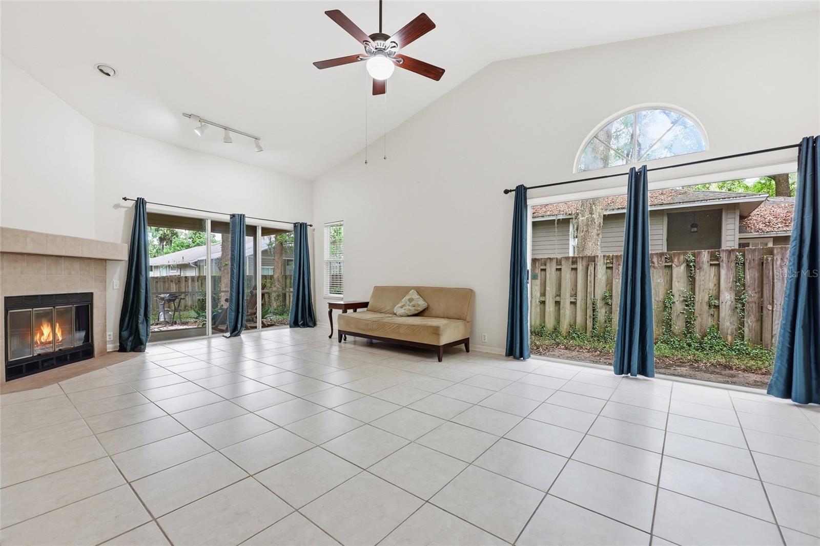 1736 NW 16TH PLACE