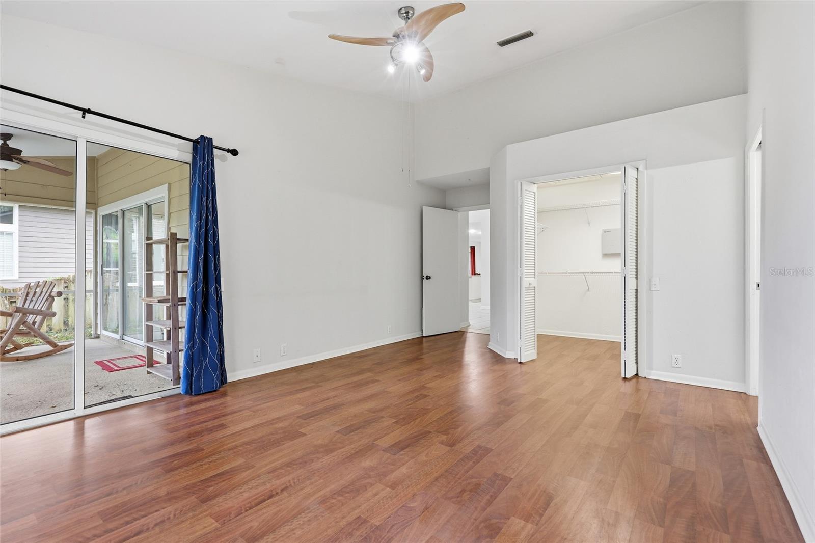 COLONY PARK - Residential