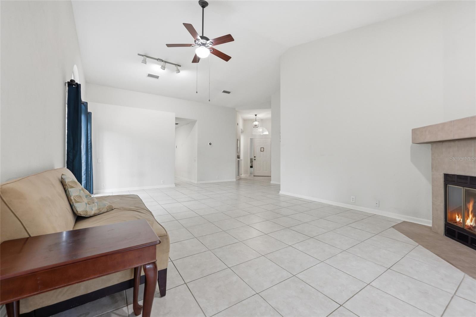 1736 NW 16TH PLACE