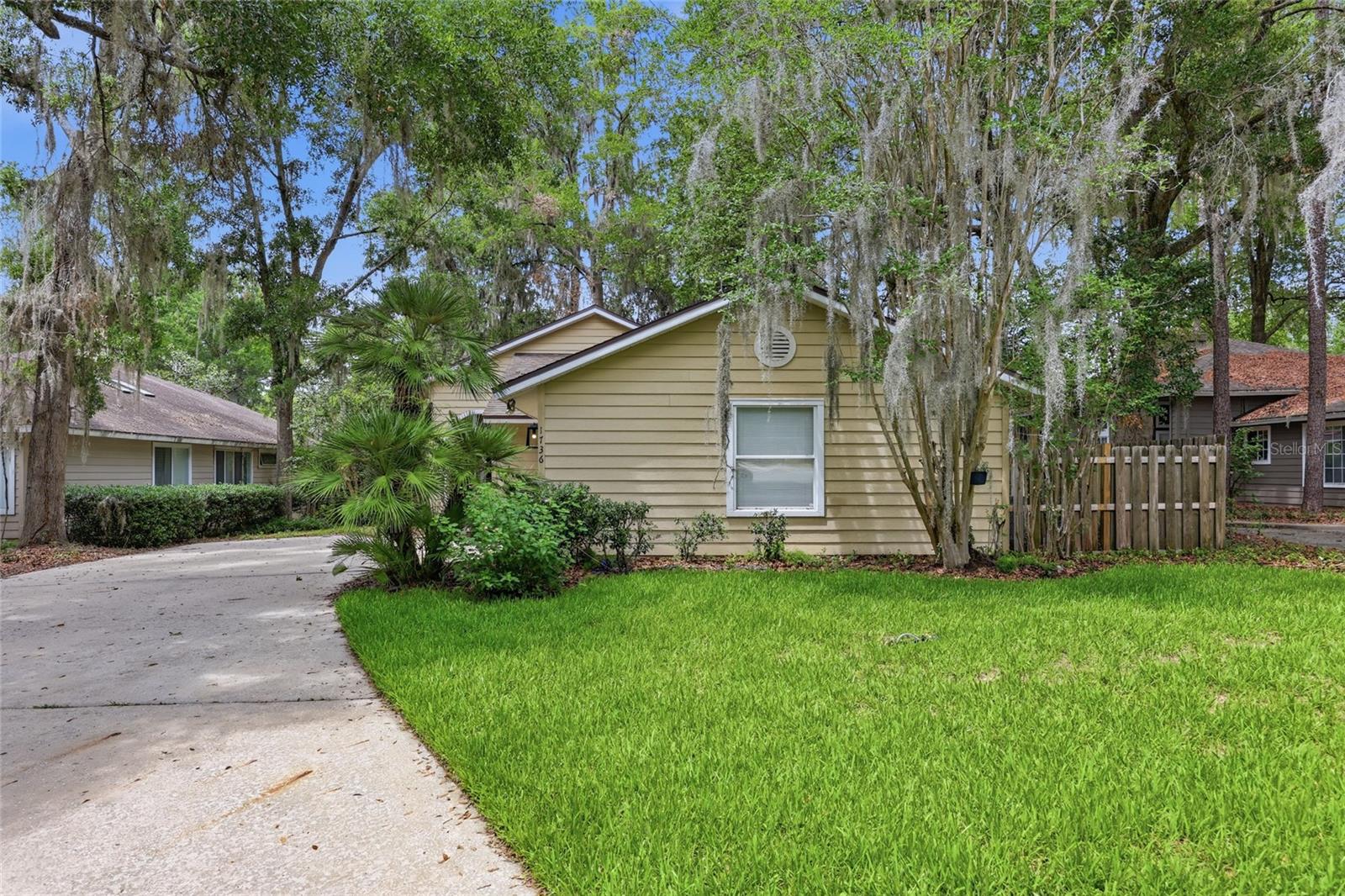 COLONY PARK - Residential