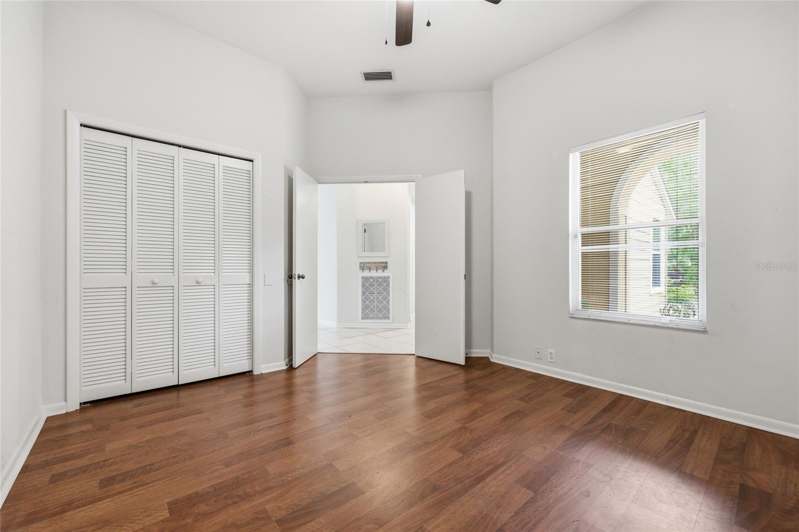COLONY PARK - Residential