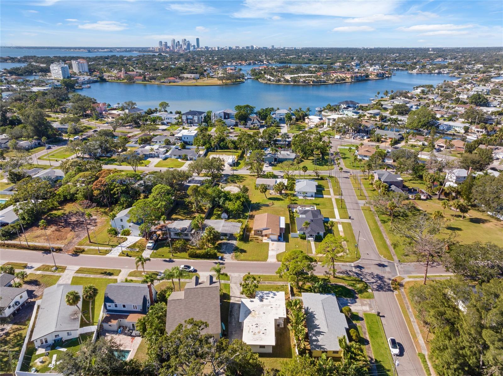 SHORE ACRES OVERLOOK SEC - Residential