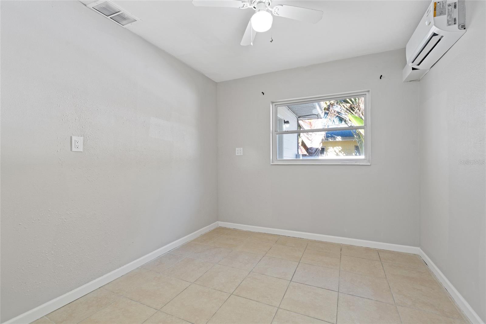 SHORE ACRES OVERLOOK SEC - Residential