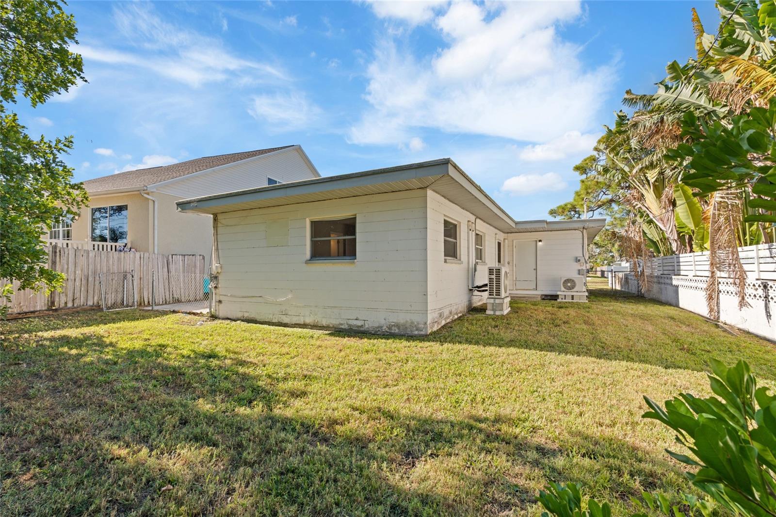 SHORE ACRES OVERLOOK SEC - Residential