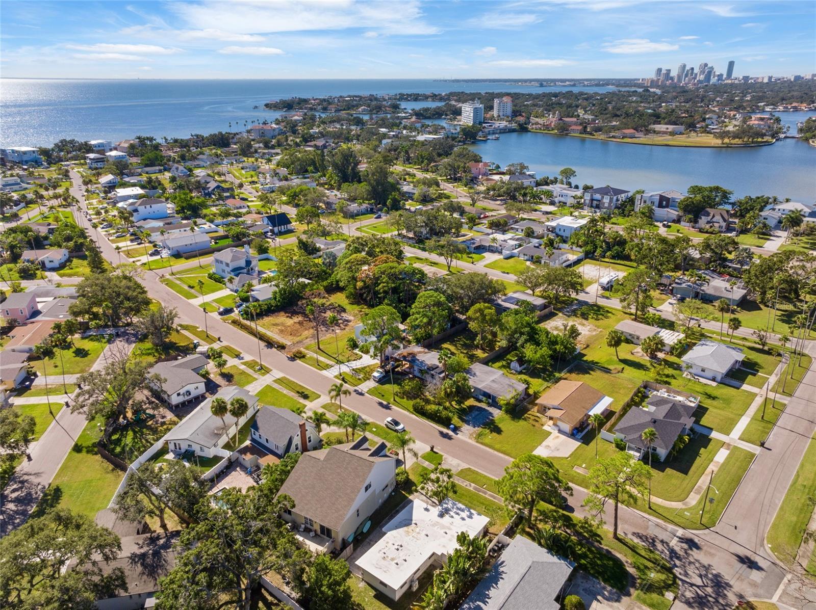 SHORE ACRES OVERLOOK SEC - Residential