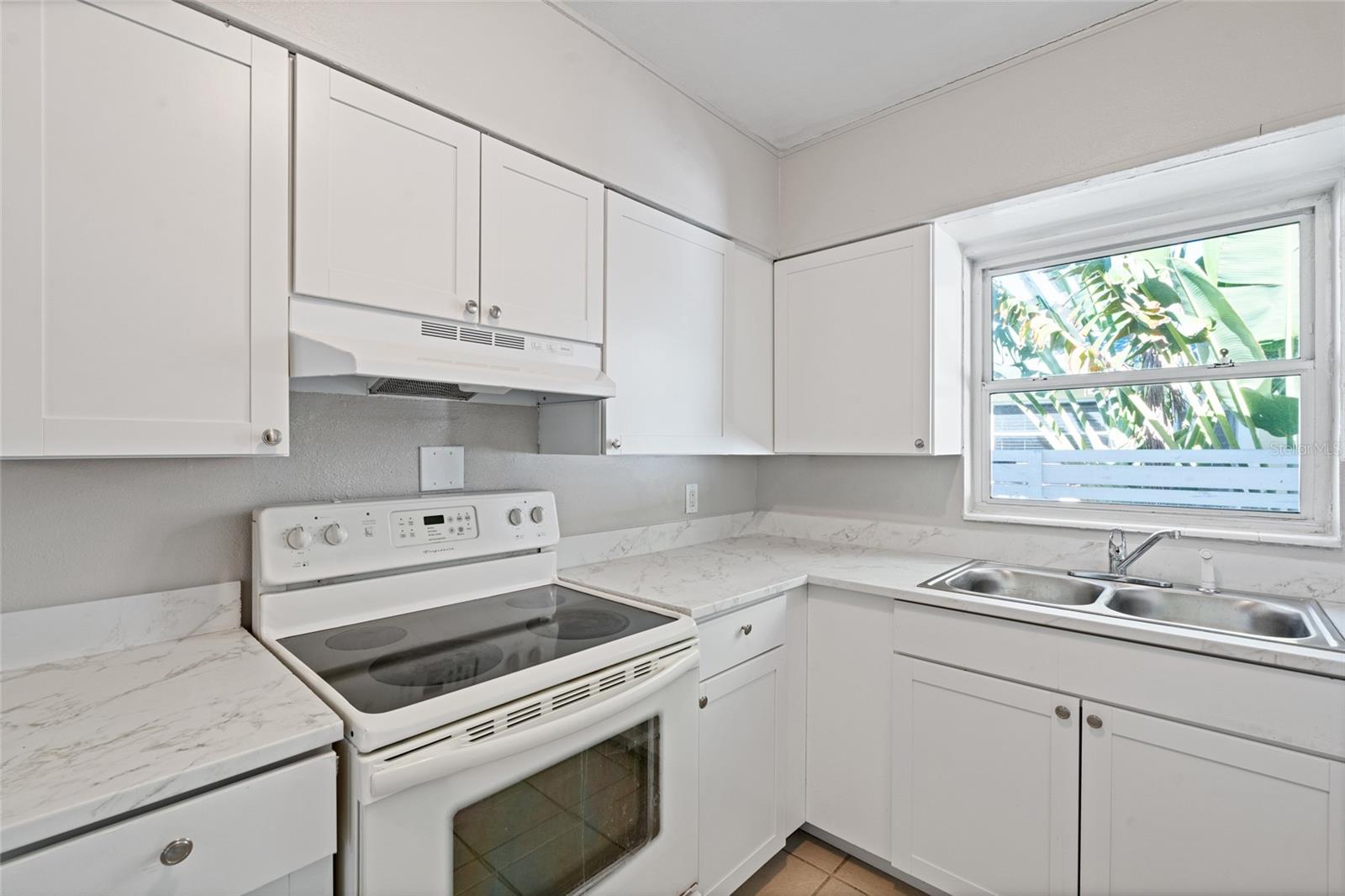 SHORE ACRES OVERLOOK SEC - Residential