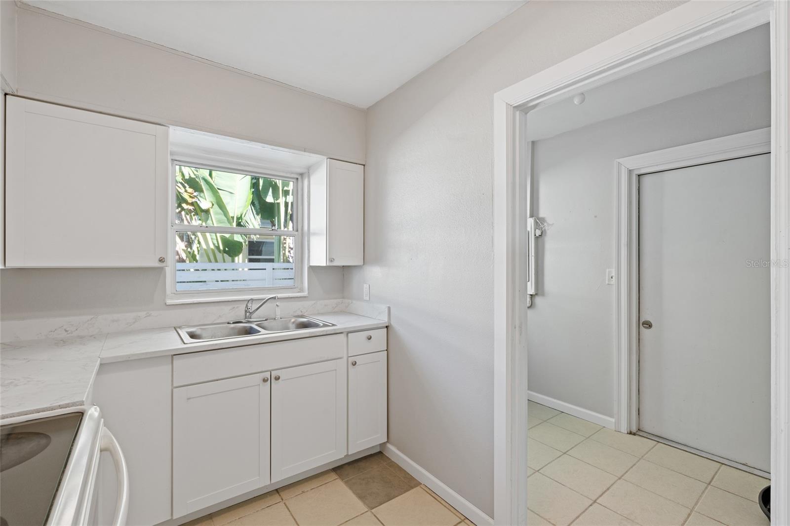 SHORE ACRES OVERLOOK SEC - Residential