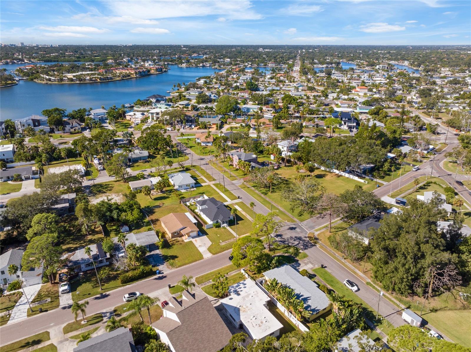 SHORE ACRES OVERLOOK SEC - Residential