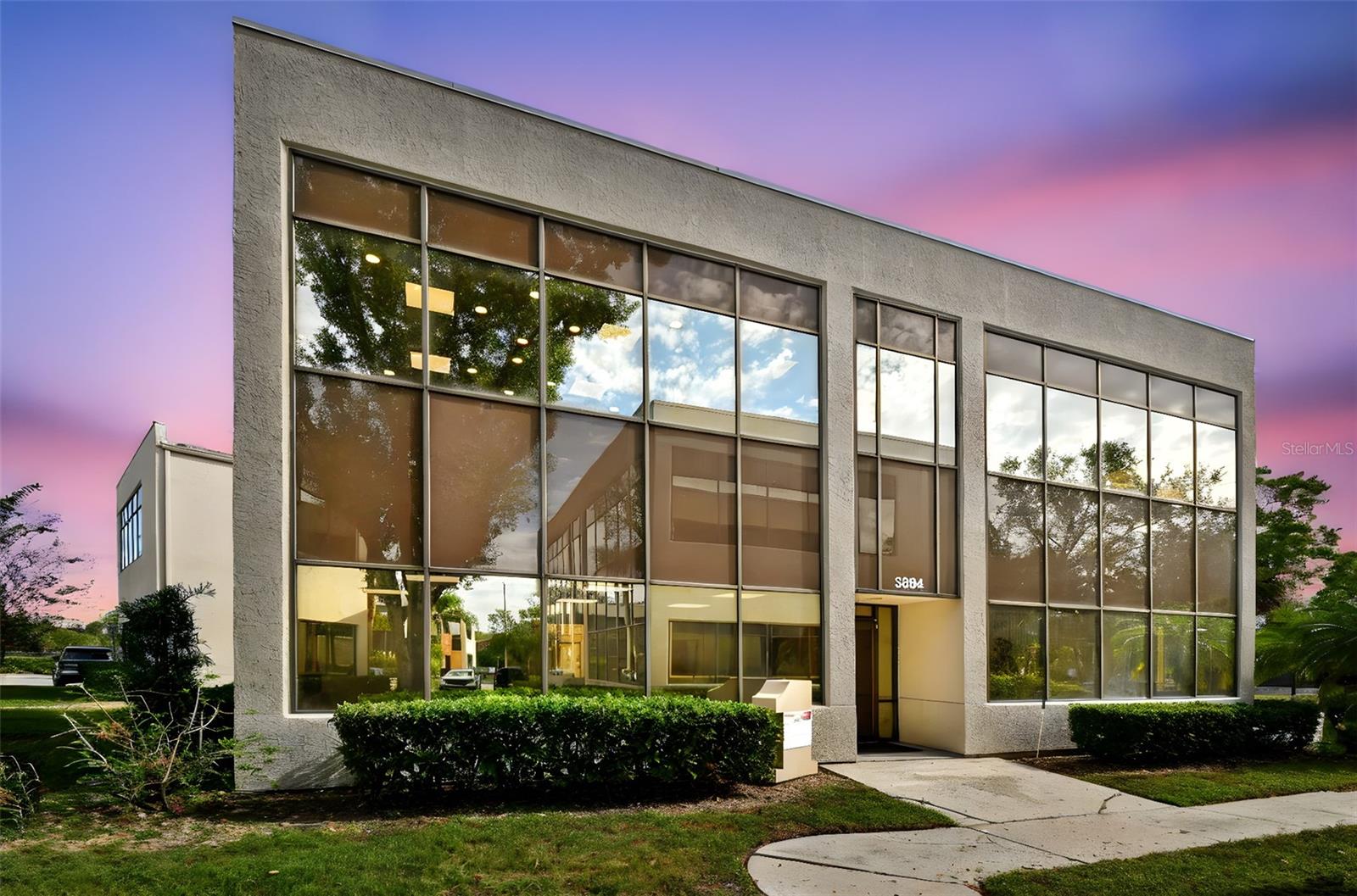 ONE CARROLLWOOD PLACE A CONDOM - Commercial Sale