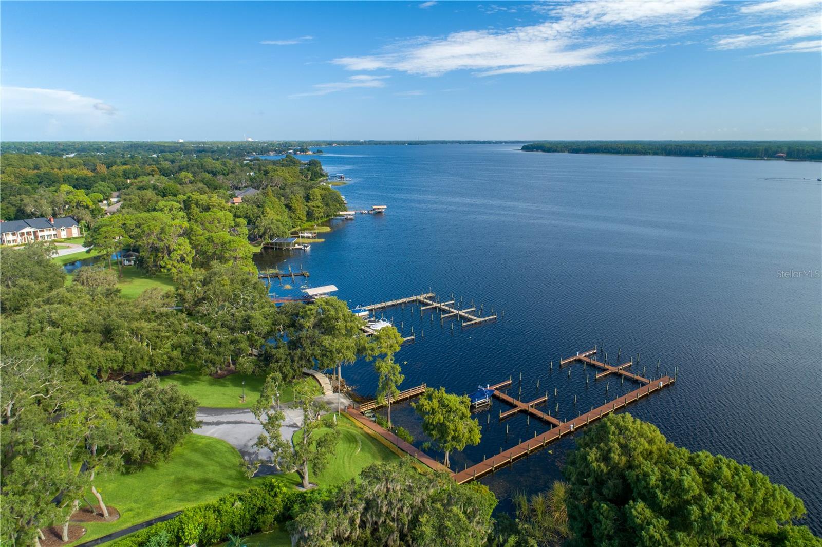 PINNACLE AT COBBS LANDING - Residential