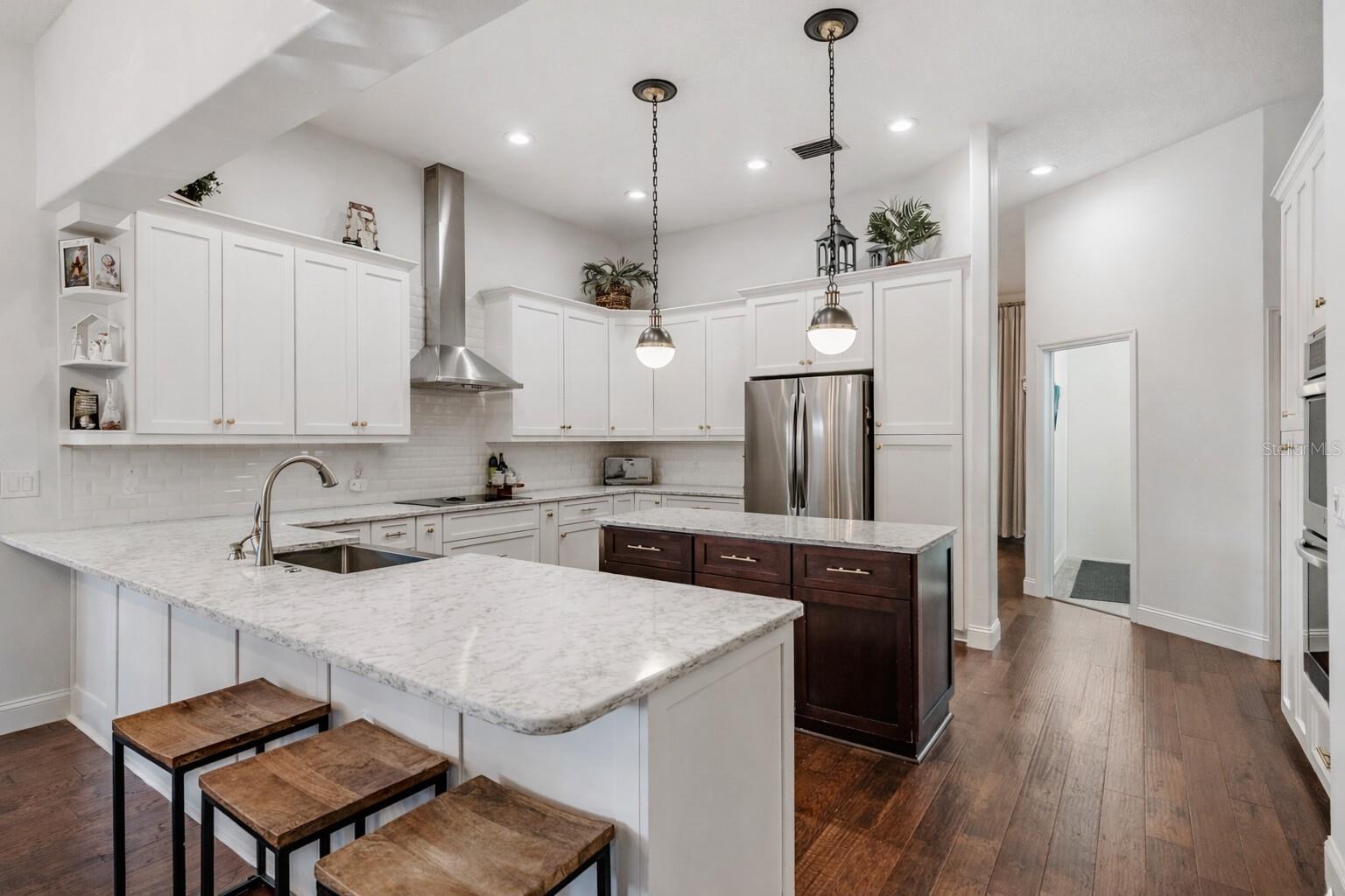 PINNACLE AT COBBS LANDING - Residential