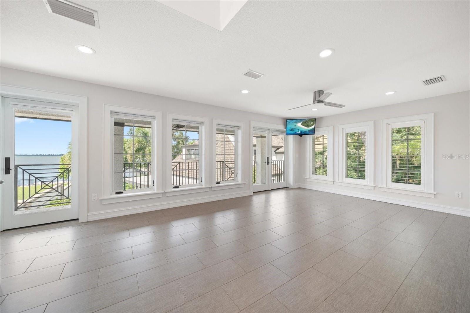 MALONES L H SUB - Residential