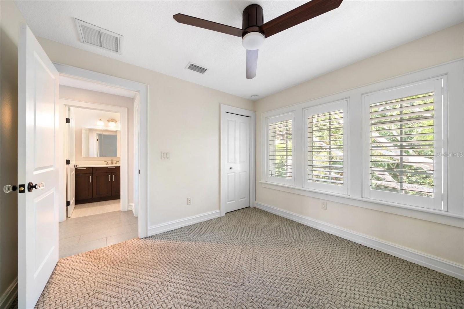 MALONES L H SUB - Residential