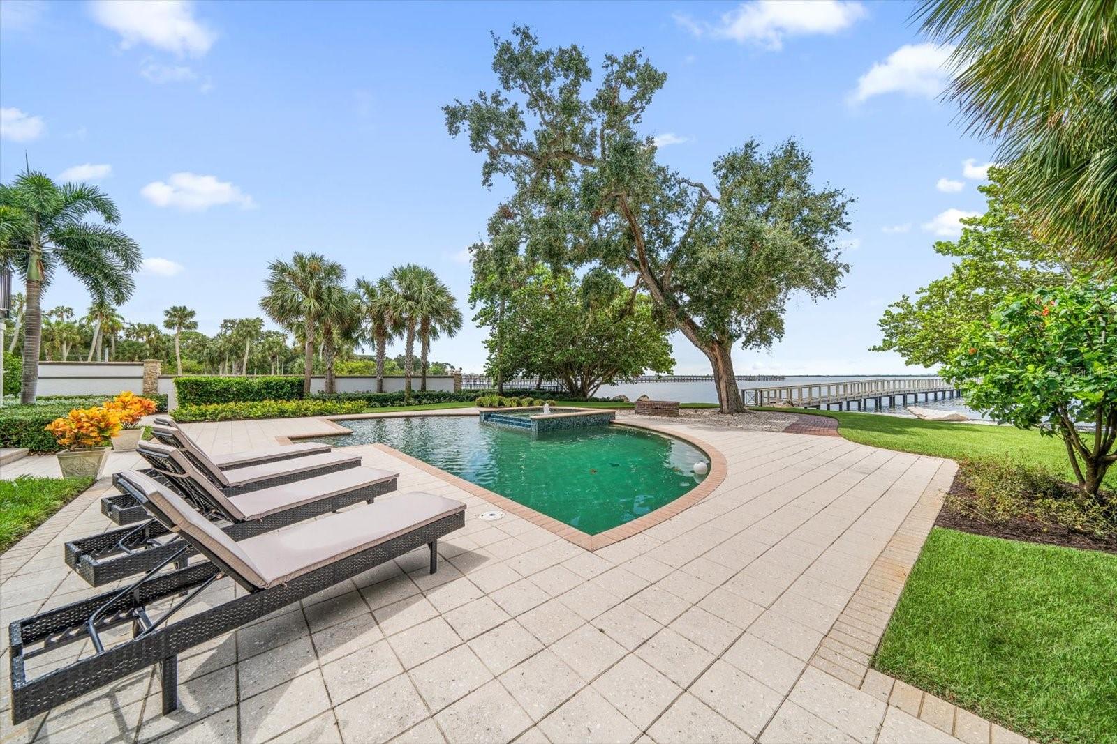 MALONES L H SUB - Residential