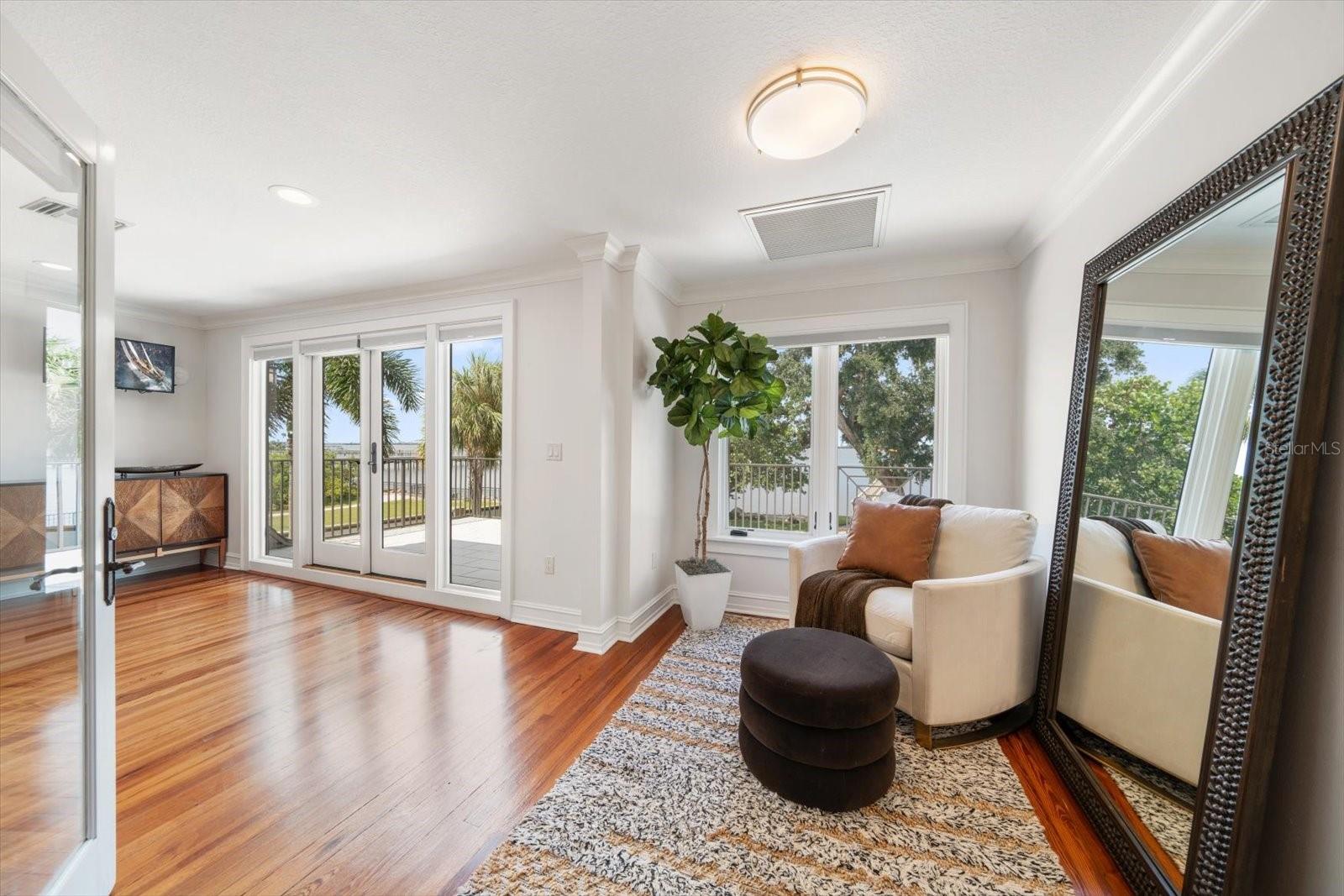 MALONES L H SUB - Residential