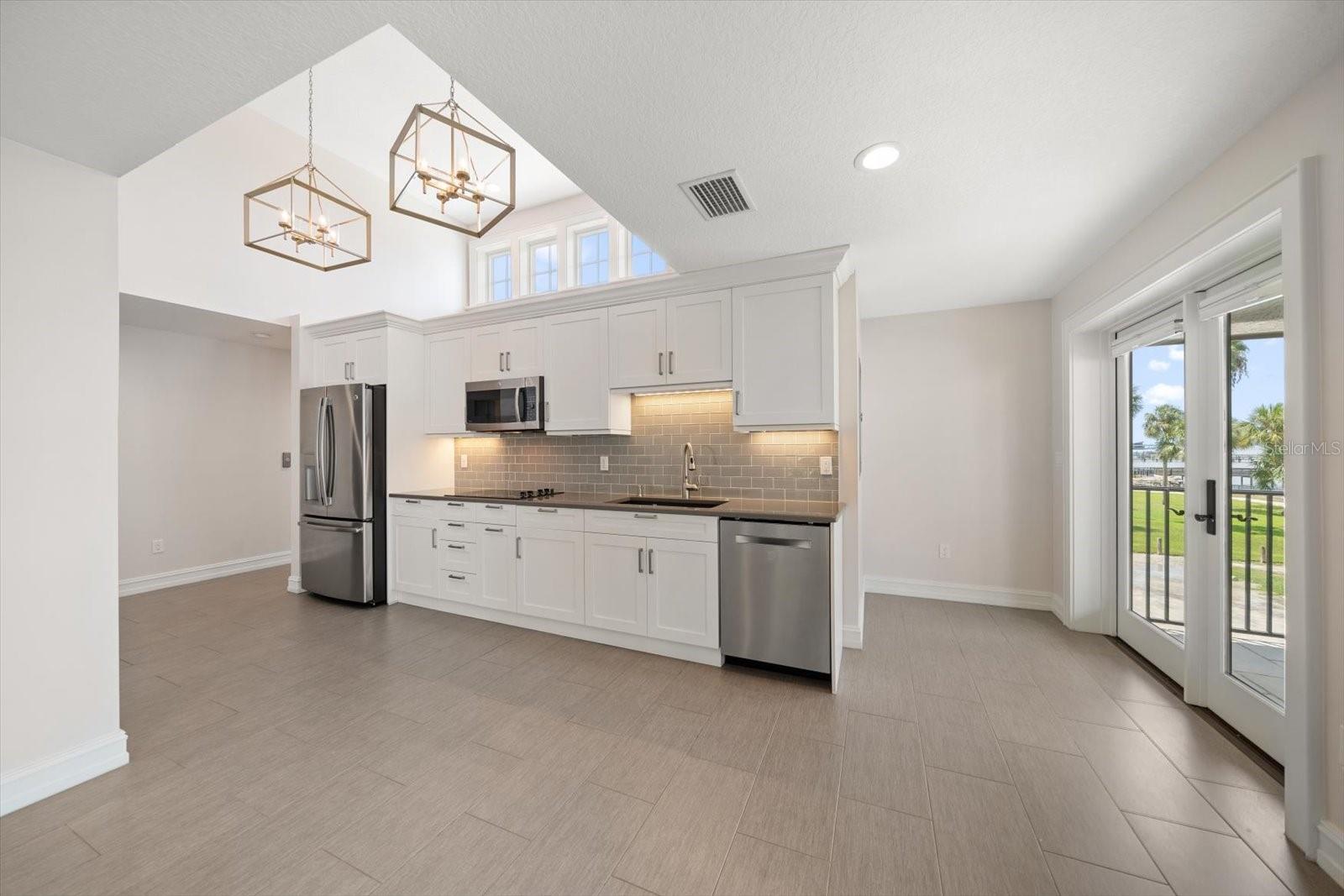 MALONES L H SUB - Residential