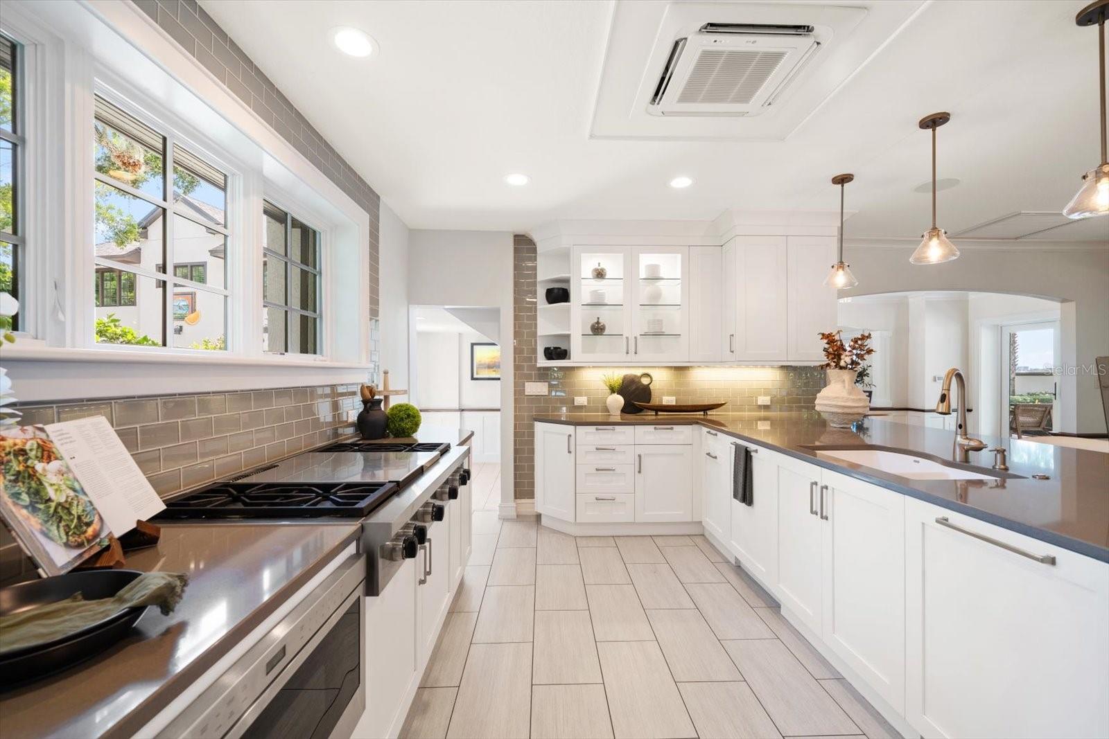 MALONES L H SUB - Residential