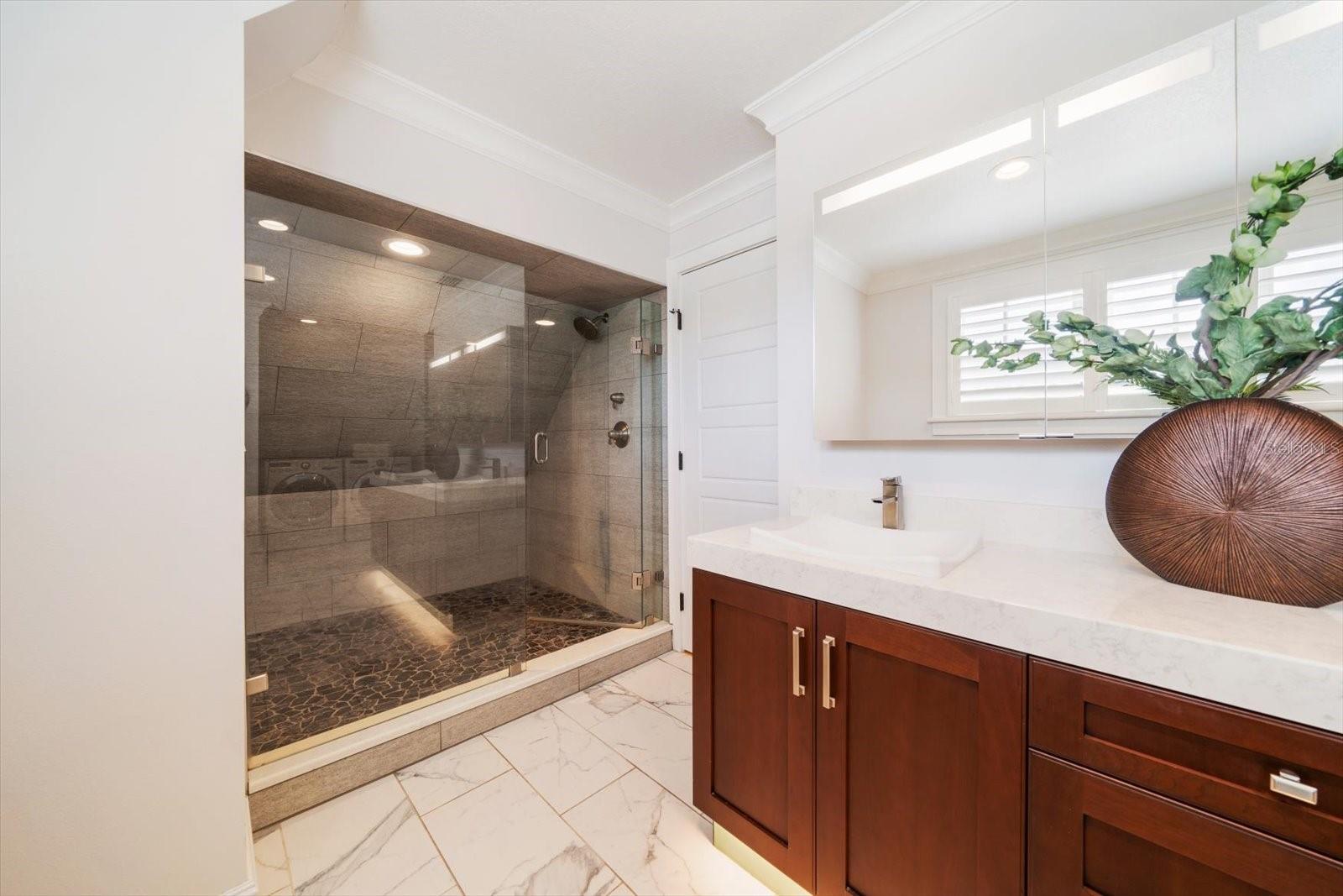 MALONES L H SUB - Residential