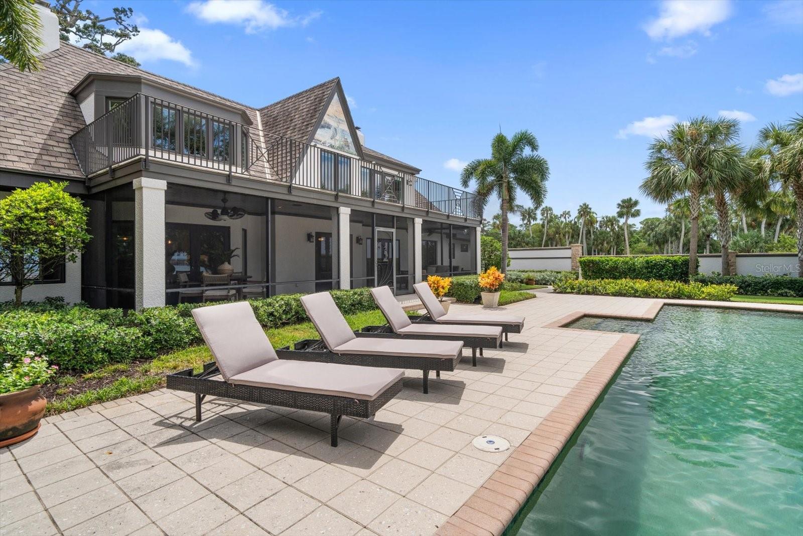 MALONES L H SUB - Residential