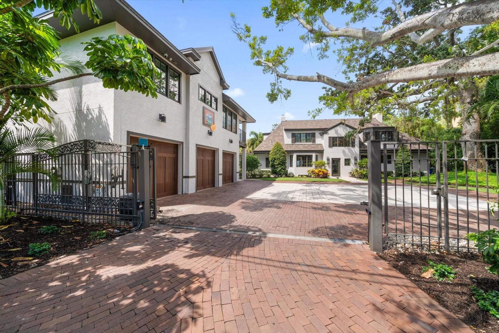 MALONES L H SUB - Residential